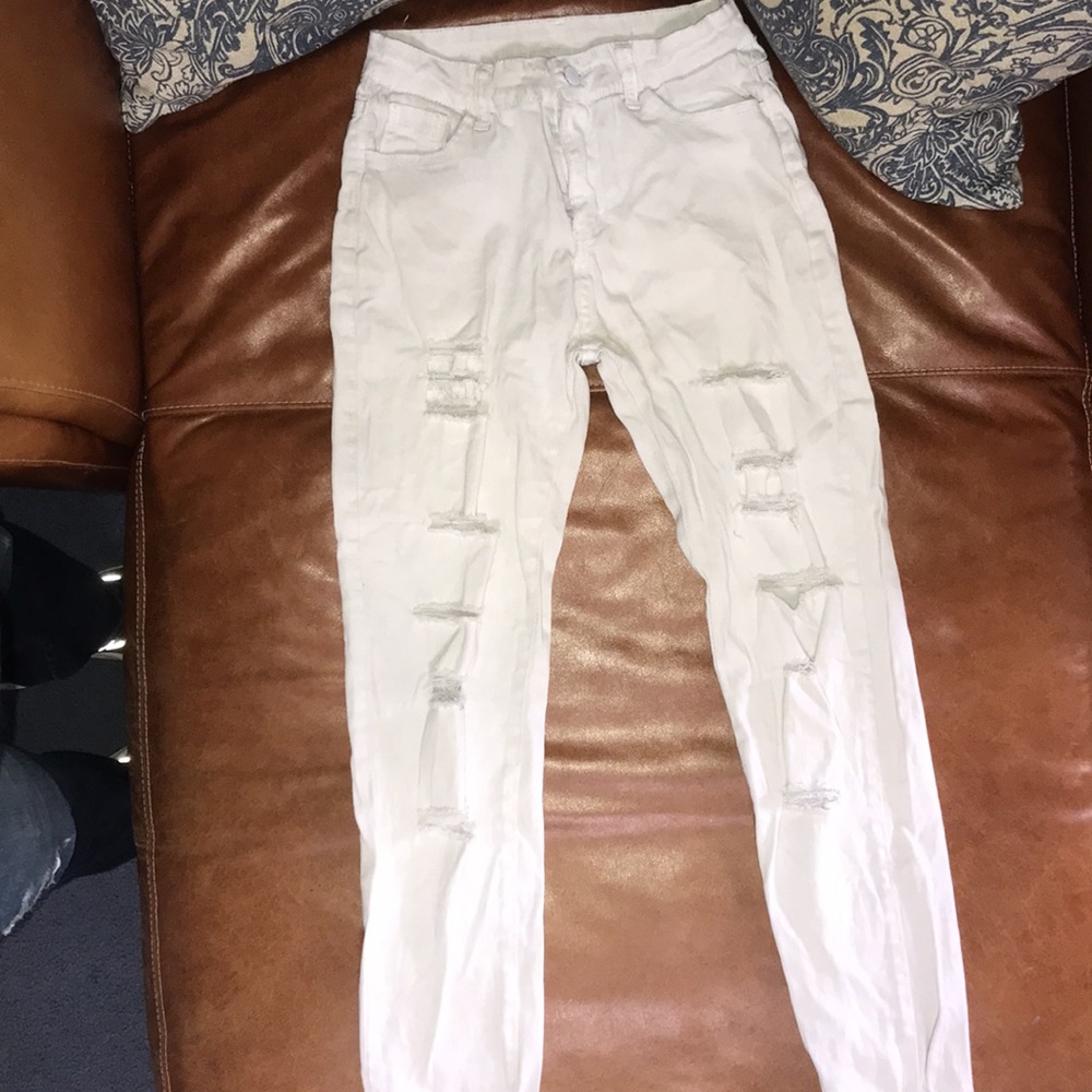 Washed out distressed pants